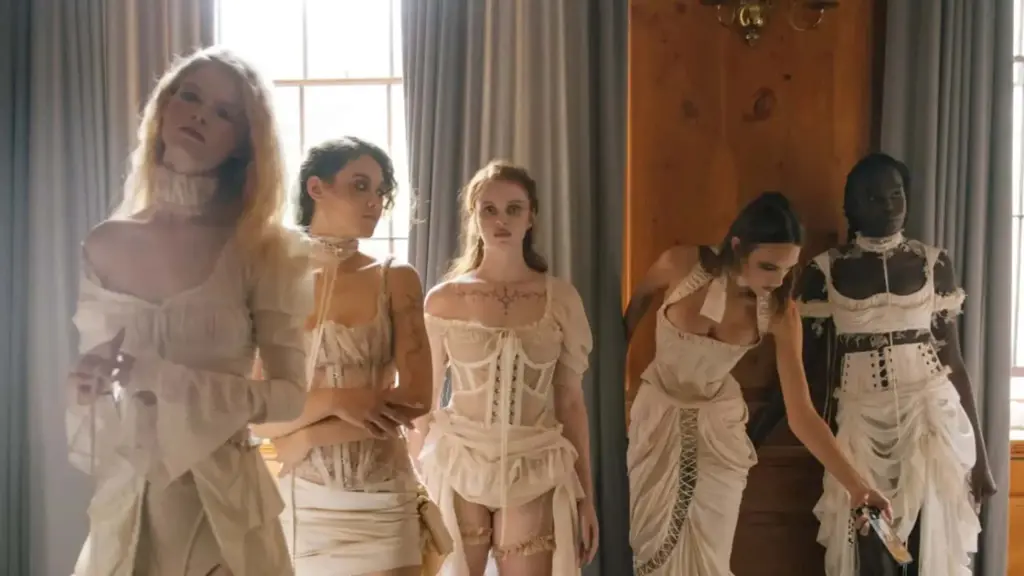 Knowledge Under Pressure: Backstage at London Fashion Week